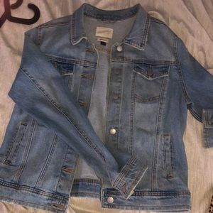 Jean Jacket. Universal Thread size L